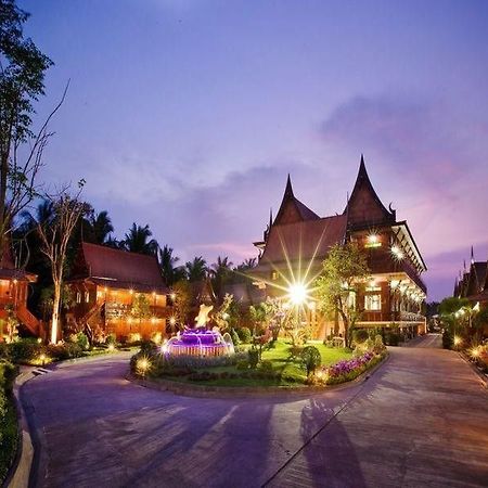 Jaroenrat Resort Samut Songkhram Bagian luar foto