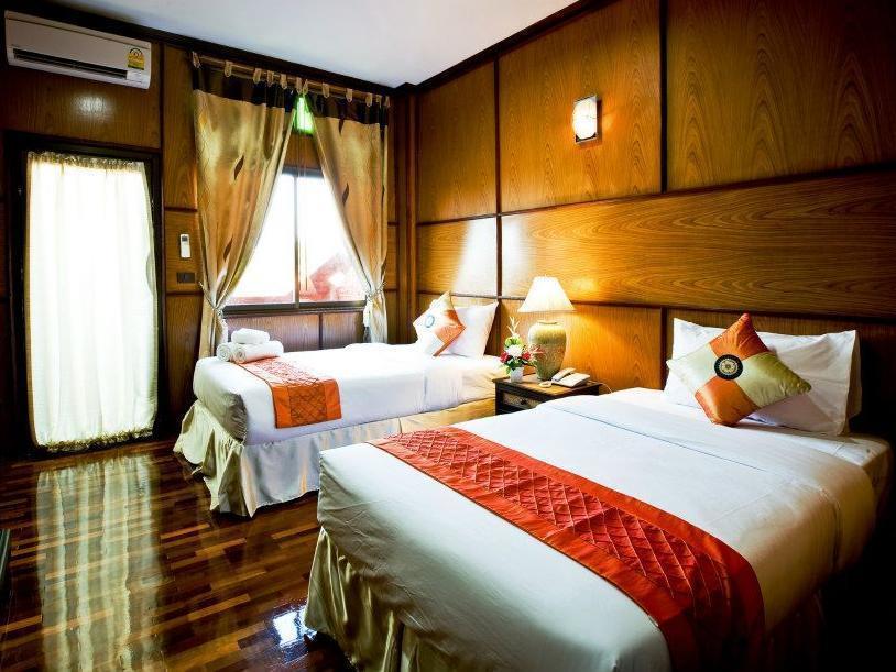 Jaroenrat Resort Samut Songkhram Bagian luar foto