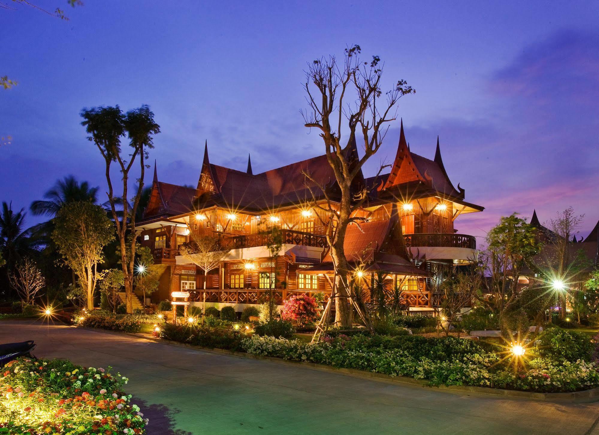 Jaroenrat Resort Samut Songkhram Bagian luar foto