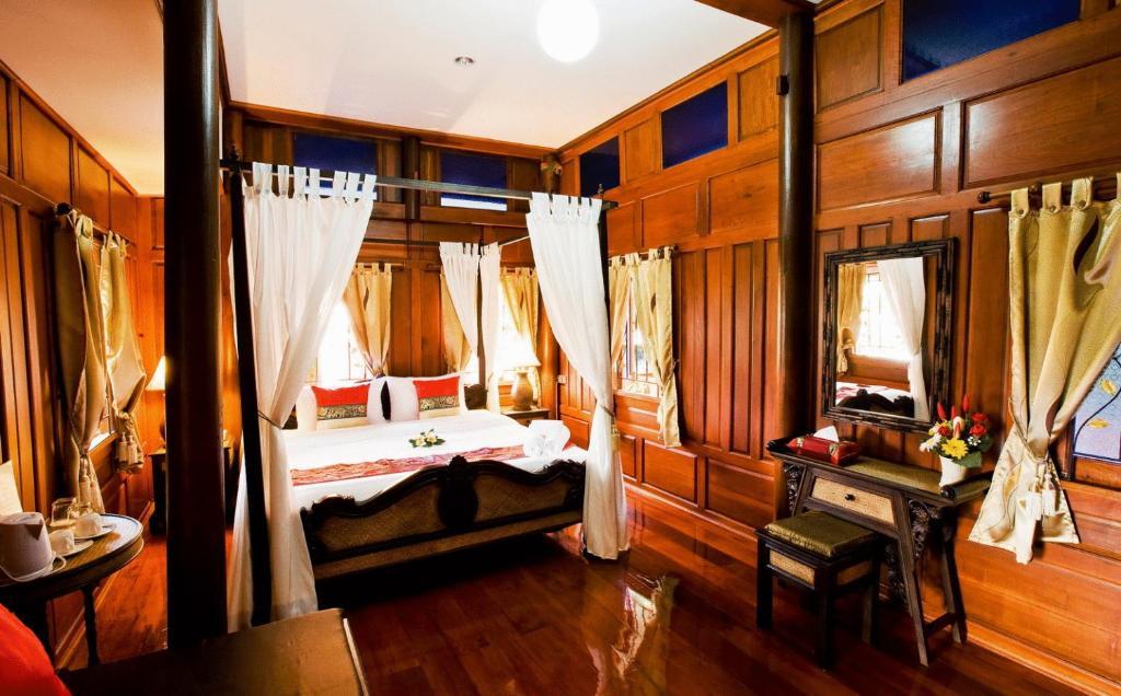 Jaroenrat Resort Samut Songkhram Ruang foto